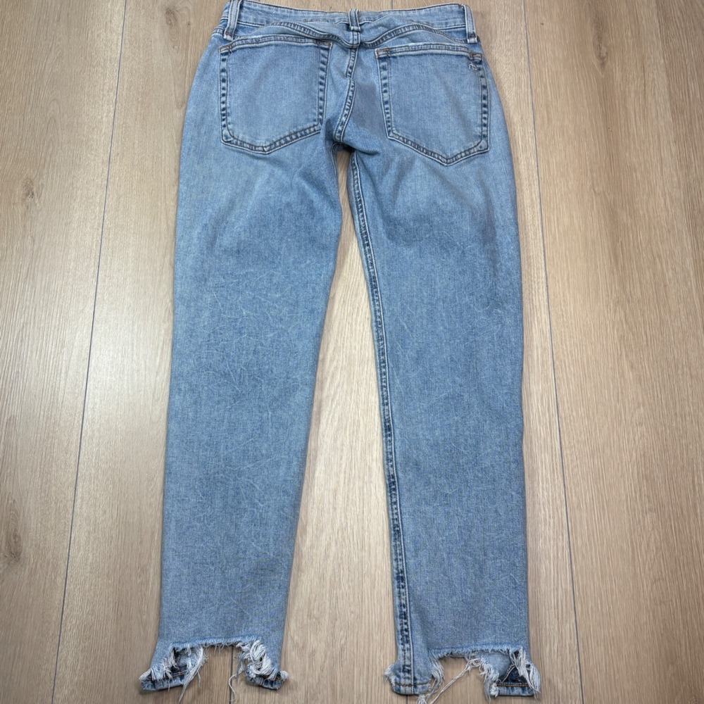 Rag & Bone Dre Slim Boyfriend Jeans Thunderbird Light Wash Distressed Hem 25 - Picture 3 of 9
